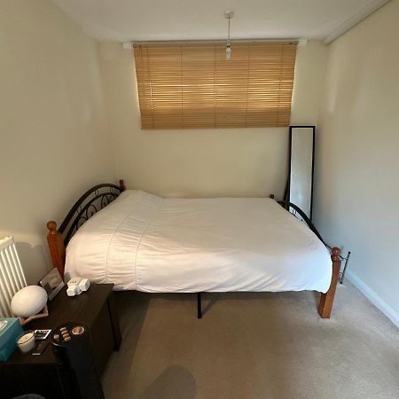 Cozy Room In Shared Home Near Canary Wharf London Eksteriør bilde